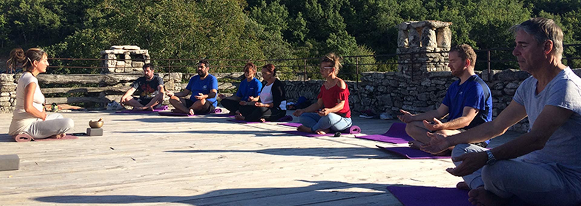Climbing and yoga in Luberon (Provence)