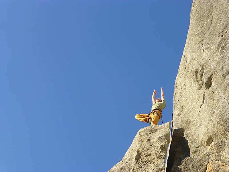 Climbing and Yoga combination in Provence (Luberon)